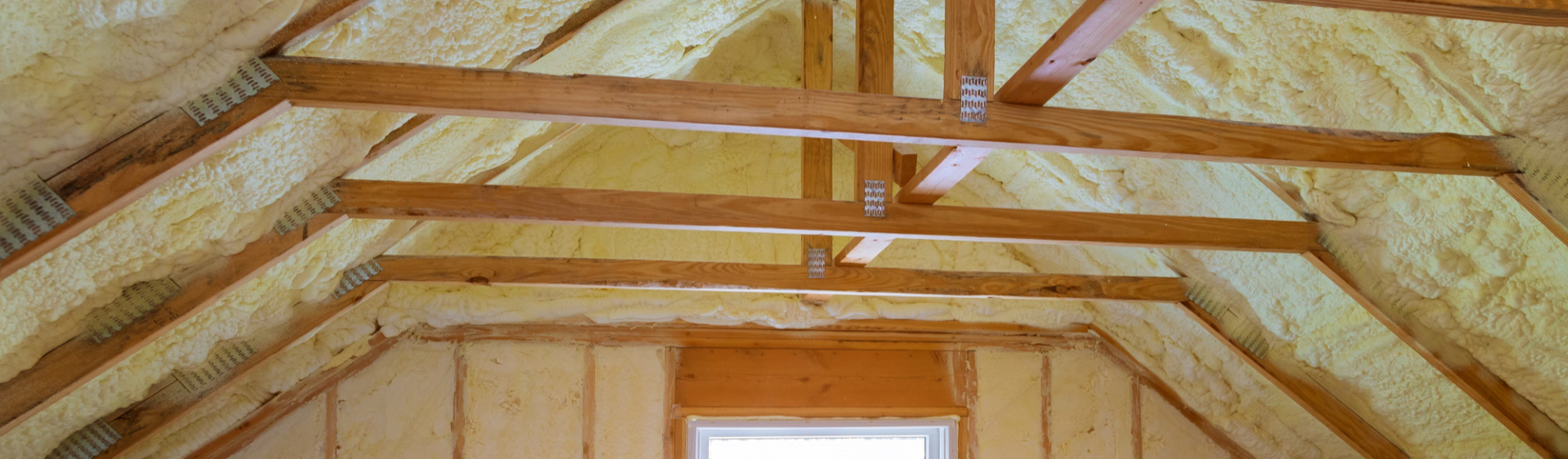 lépésálló fújható lapostető padlástér szigetelés