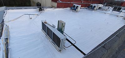 Lapostető zártcellás purhab szigetelés